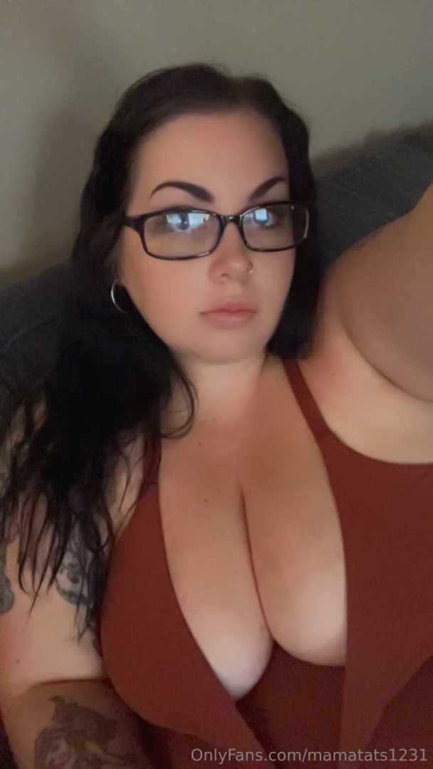 Someone send tips so i can send nudes for you to jerk off to me lol 