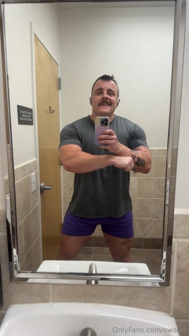 Today s lift had me feeling so good for yall also taking a poll would part 12 