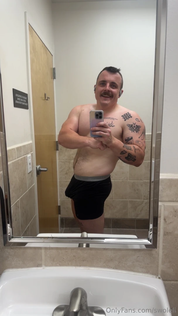 Today s lift had me feeling so good for yall also taking a poll would part 4 