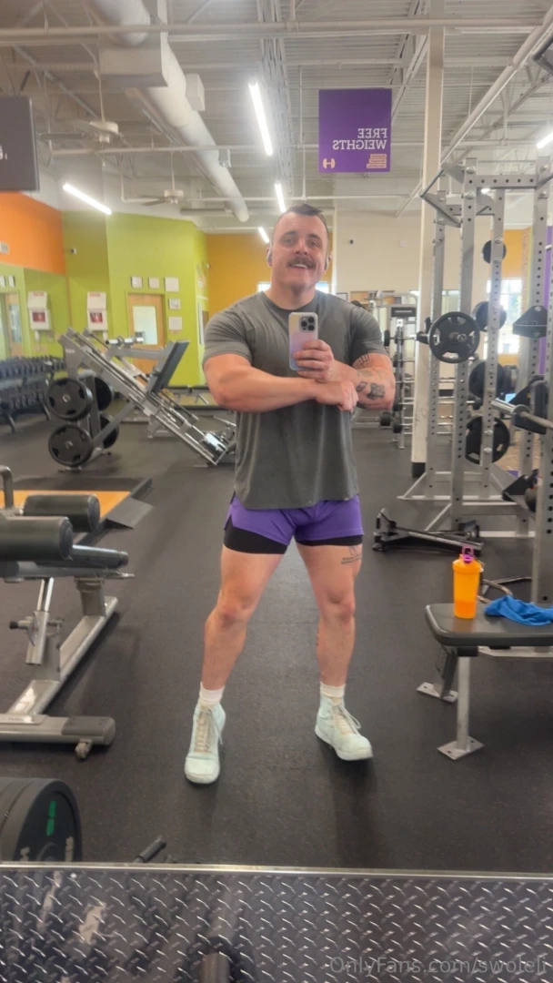 Today s lift had me feeling so good for yall also taking a poll would part 14 