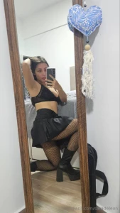 You like the black color i like this kind of lingerie combined with