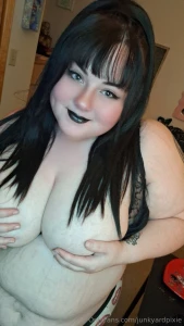 Junkyardpixie part 1