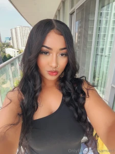 Feeling in myself in the moment this type of face isn t for the weak