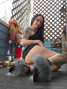 I know you crave my morning porch pics the way my fat round juicy ass part 1