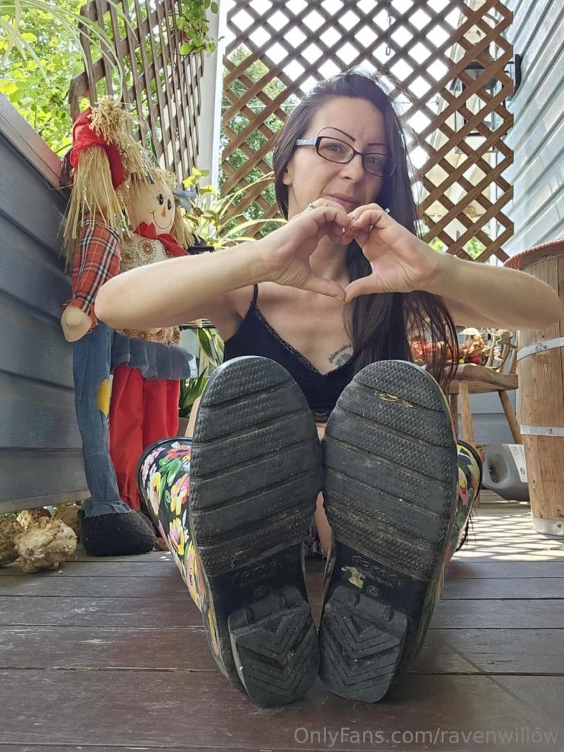 I know my rainboots are extra cute on my feet and you get super part 3 