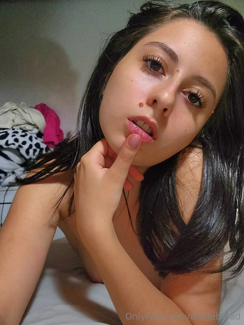 Carolina_hypnotic_goddes carolina_hypnotic_goddes b g lesbian fetiches 