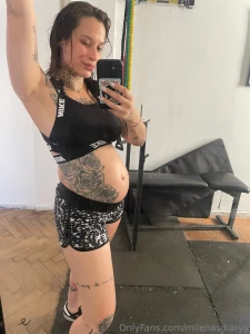 A day in my life the 3rd pic is essential bc i might send u funny