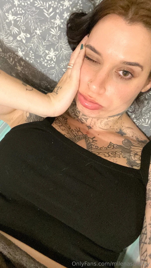 A day in my life the 3rd pic is essential bc i might send u funny part 1 