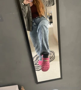 I am 9 hours into my 12 hr hot cushion socks challenge the smell is part 1