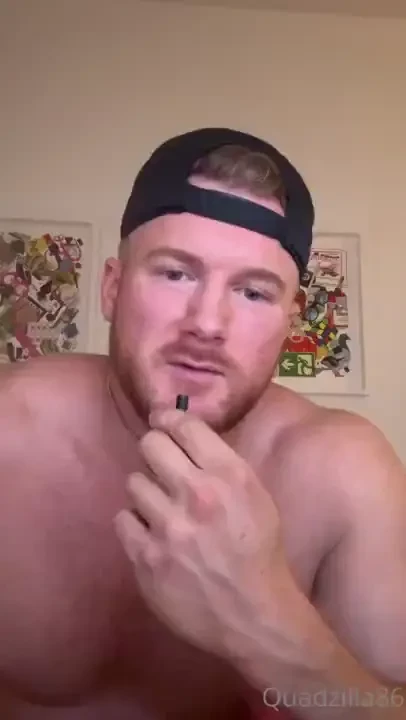 Turn the volume up got a wirelesss mic so you can hear every moan i 