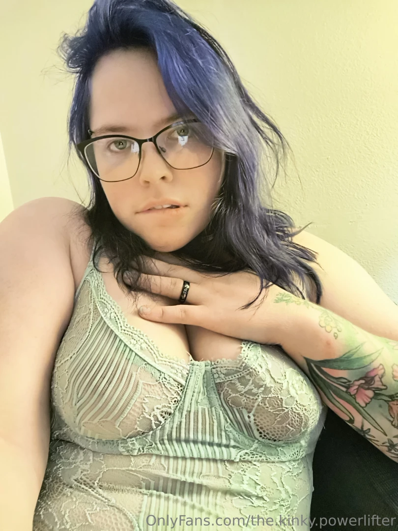 Your imagination can t handle what i m thinking right now 