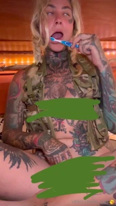 Quickie solo session