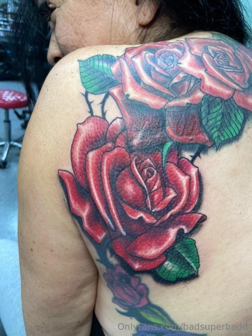 Do you like tattooed latinas want to see the rest 