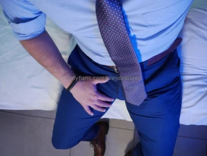 Qu creen que pas por haber estado usando estos pantalones de oficina