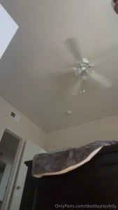 Two customs for you gooners