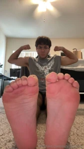 A lot of requests for more feet