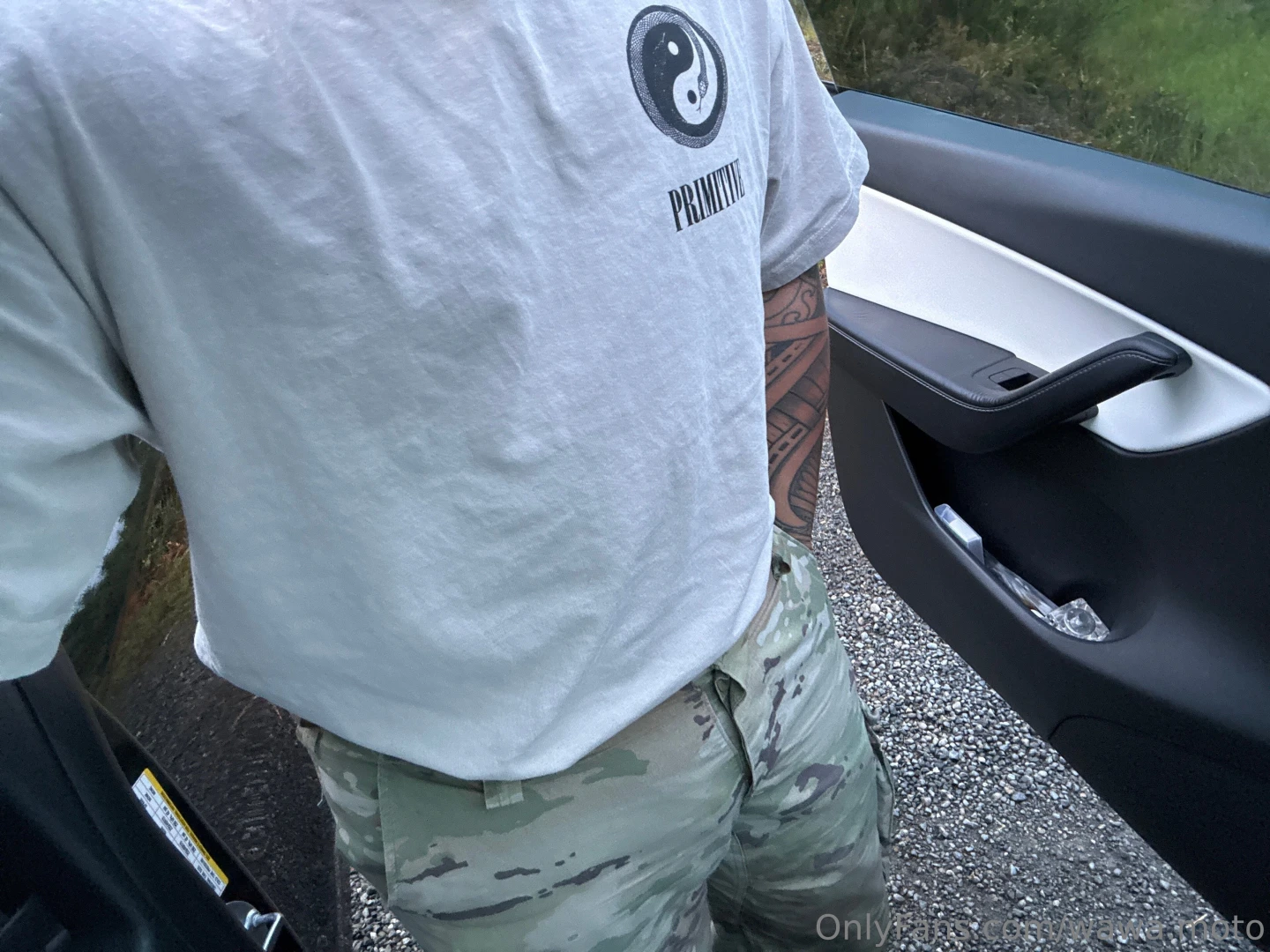 Your fav biker boy getting ready for road guard hehehe 