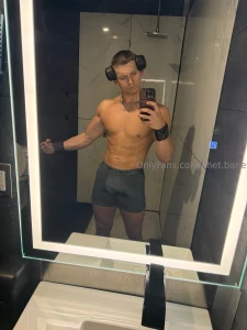 Welcome to my page slip me out of these briefs sexy you ve got a big