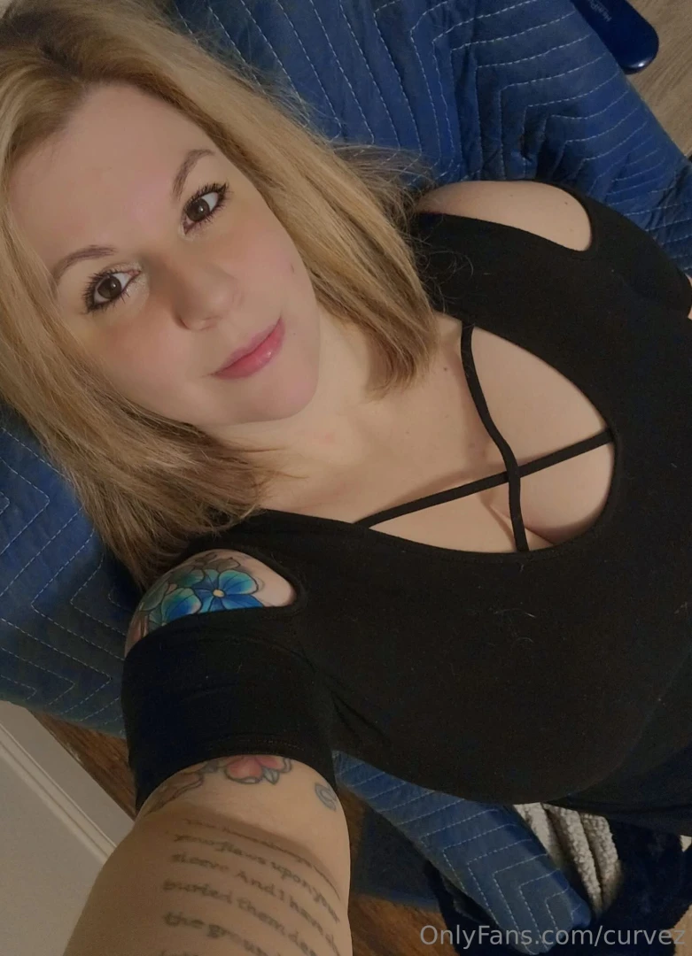 Hey yall brunette or blonde 