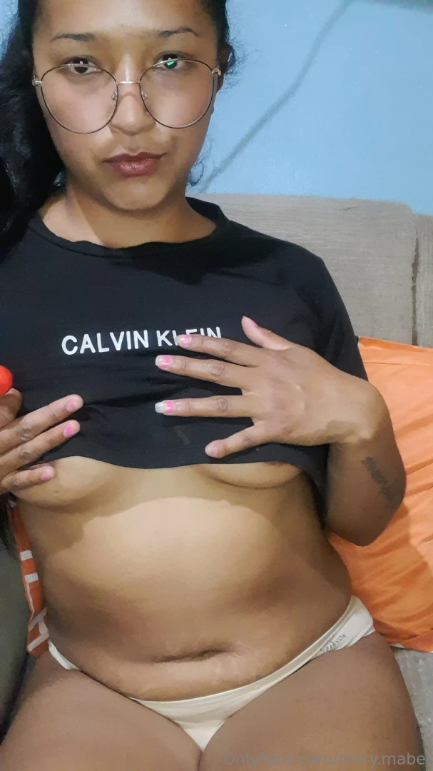 Termina de quitarme la blusa 