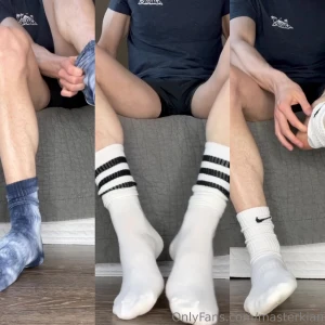 New i try on 14 different pairs of socks putting on each one and