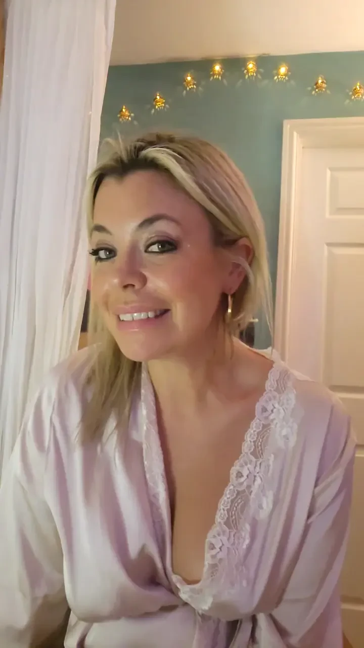 Stream started at 03 09 2025 09 50 pm frankie s naughty wheel further 