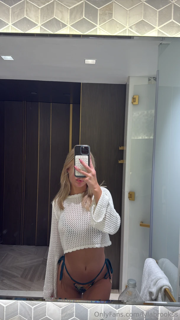 Tell me how fast you d pull these strings off 