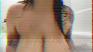 Full length non glitchy vid is in ur inbox leave me love notes below