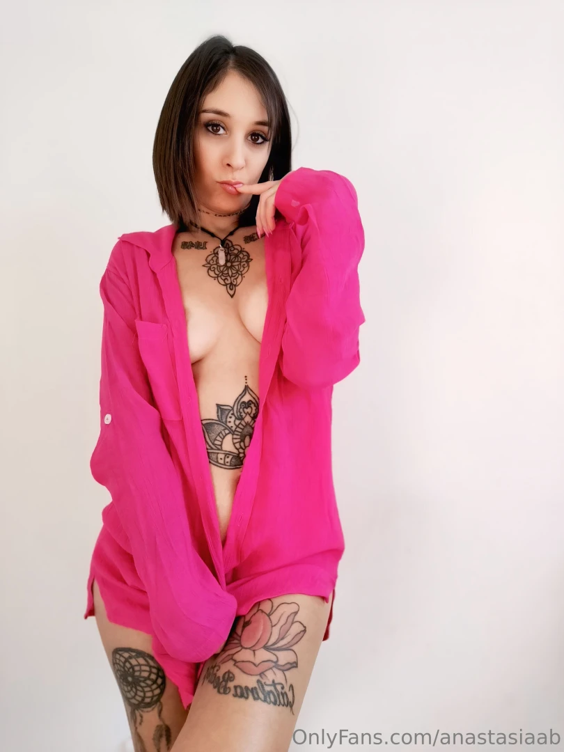 Available and horny right now 