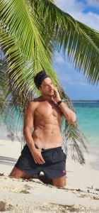 Anda a tus inbox que te mande mi primera colaboracion part 2