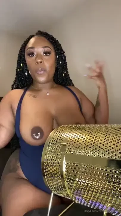 Im doing a birthday raffle comment your name below to enter prizes 