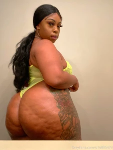 Sexy in green part 3