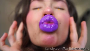Violet addicted kiss my luscious lips beckon you you think it s a