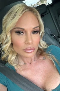 Don t mistake this pretty face i ruin good boys for fun