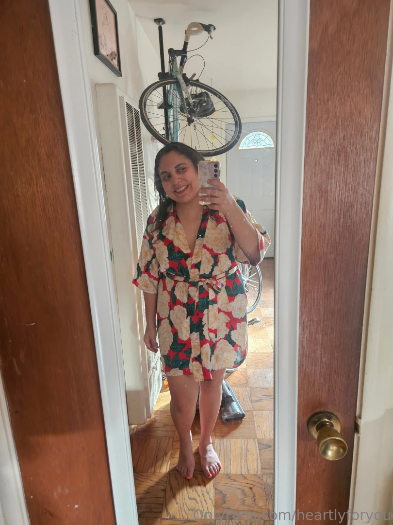 What s under the robe part 1 