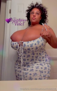 I can t tell if this dress is too small or my chest is too big what do part 5