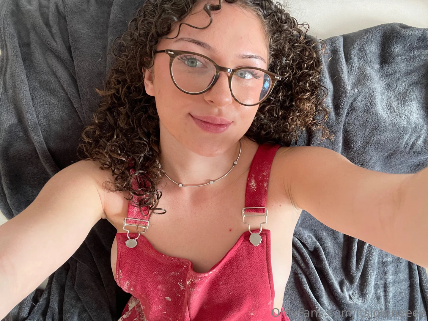 Follow this account to see more behind the scenes stuff i can t post 