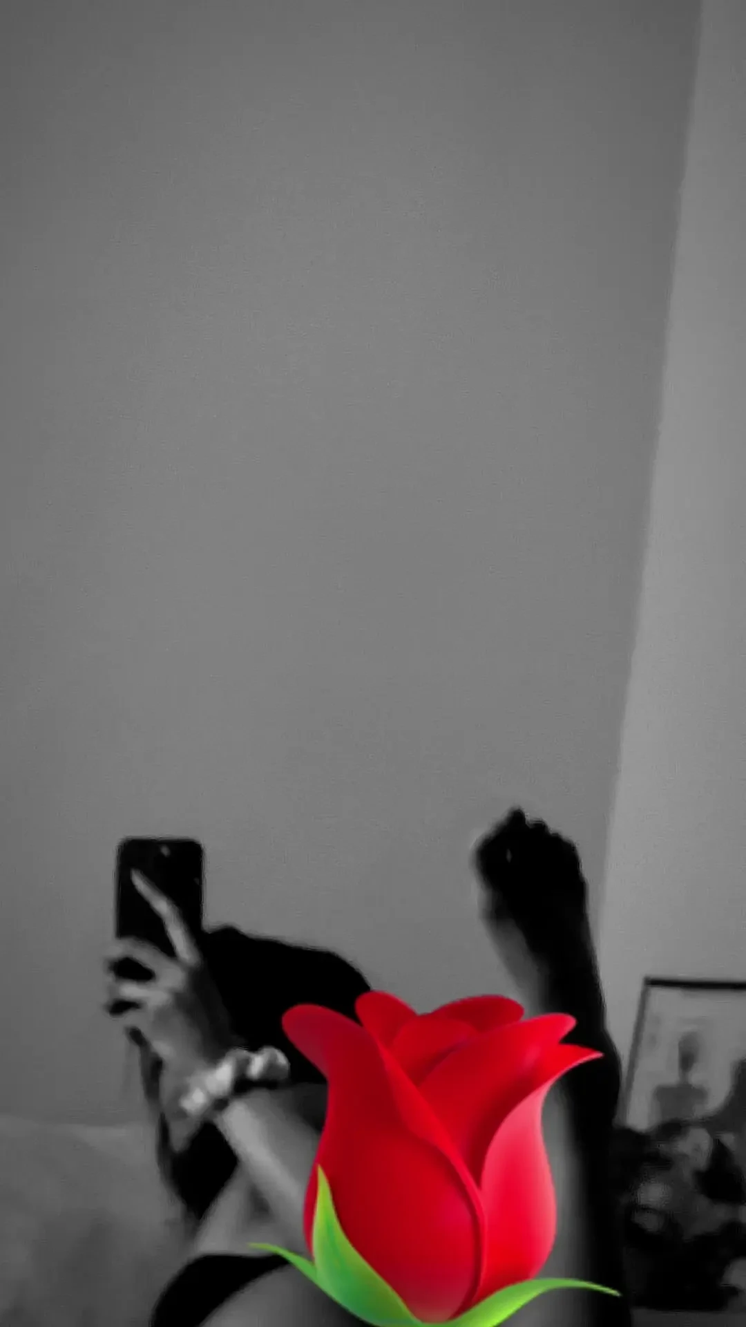 Come watch me twerking legs spread with no panties on my birthday week 