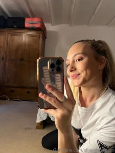 Didn t mean to flex the face card but look at me