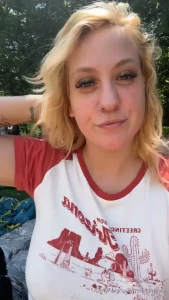 Hanging at the park today with friends no makeup just lashes no filter