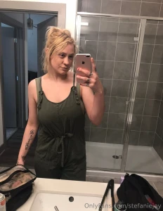 Lookin like a whole ass house wife part 1