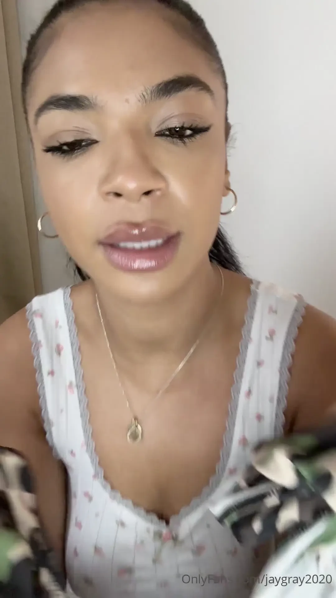 Try on haul of my soldier fit and a sexy strip is in your messages 