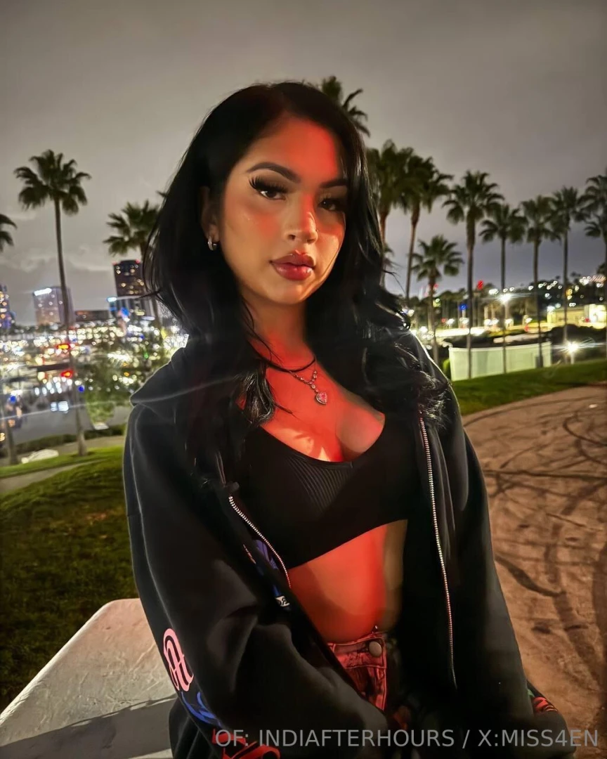 I m not cold i m just pretending you re the one keeping me warm 