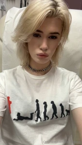 Emergency room lights always make me look fabulous