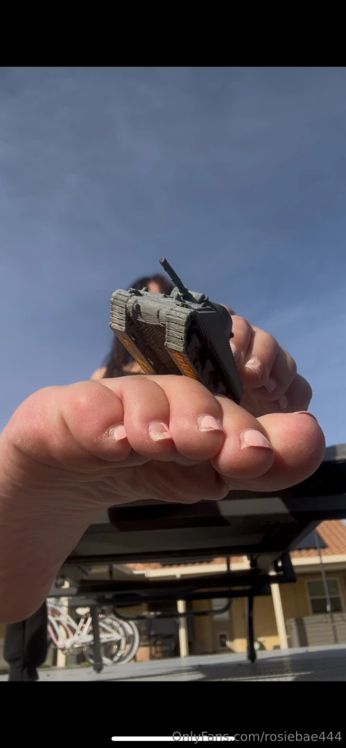 Giantess rosie is too powerful part 1 