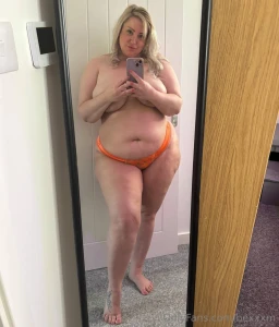 Would you let me be your little slut tonight