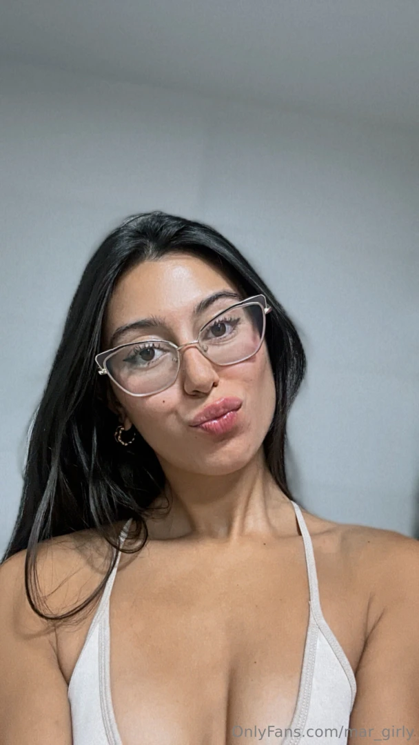 Hoy no muestro nada por aca si te interesaaa hablame en mar_cuffaro ya 