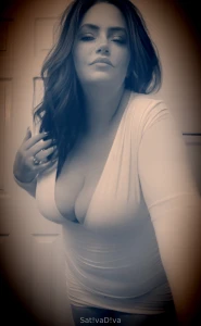 I think i look quite lovely in monochrome happy monday cum check out part 1
