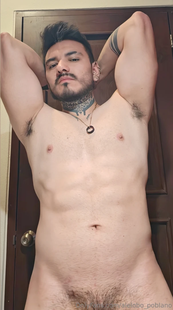 Me ayudar a elegir que hacer y como vestirme esta noche 