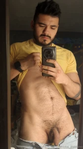 Mi amiguito esta dormido ay dame a despertarlo